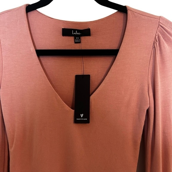 Lulu's Kaylene Blush V-Neck Balloon Sleeve Bodysuit - Picture 7 of 12